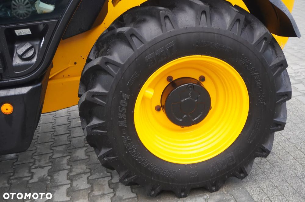 JCB 535-95 / 3,5 t / zasięg 9,5 m / joystick_235561 - 23