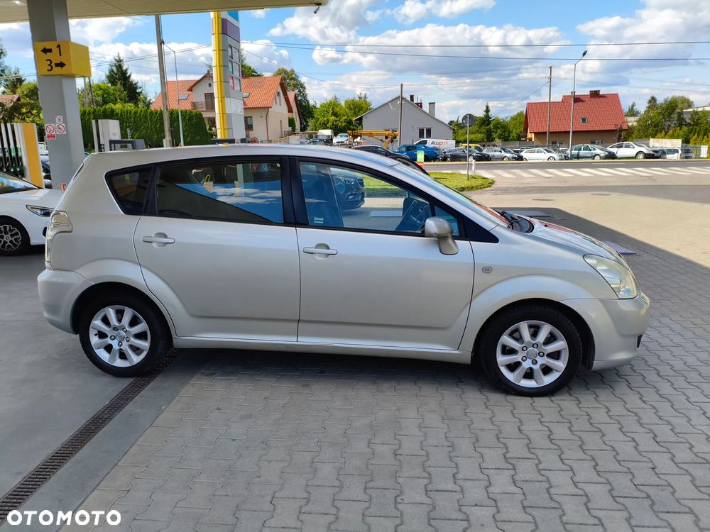 Toyota Corolla Verso 1.6 Sol - 17
