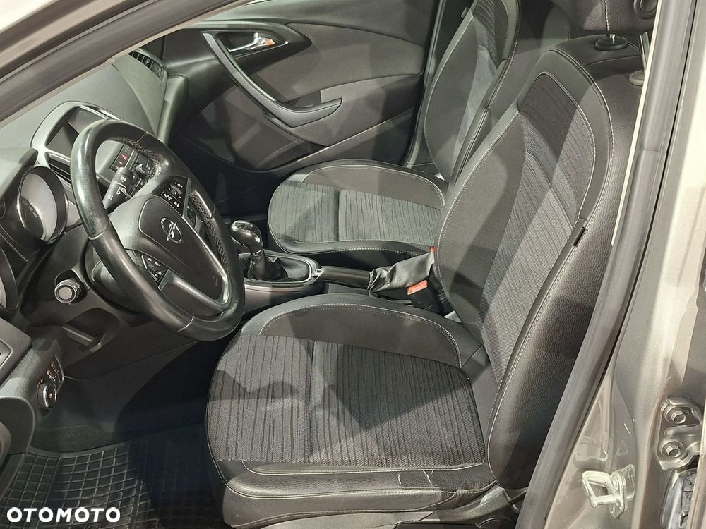 Opel Astra - 4
