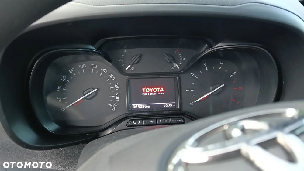 Toyota Proace City - 34