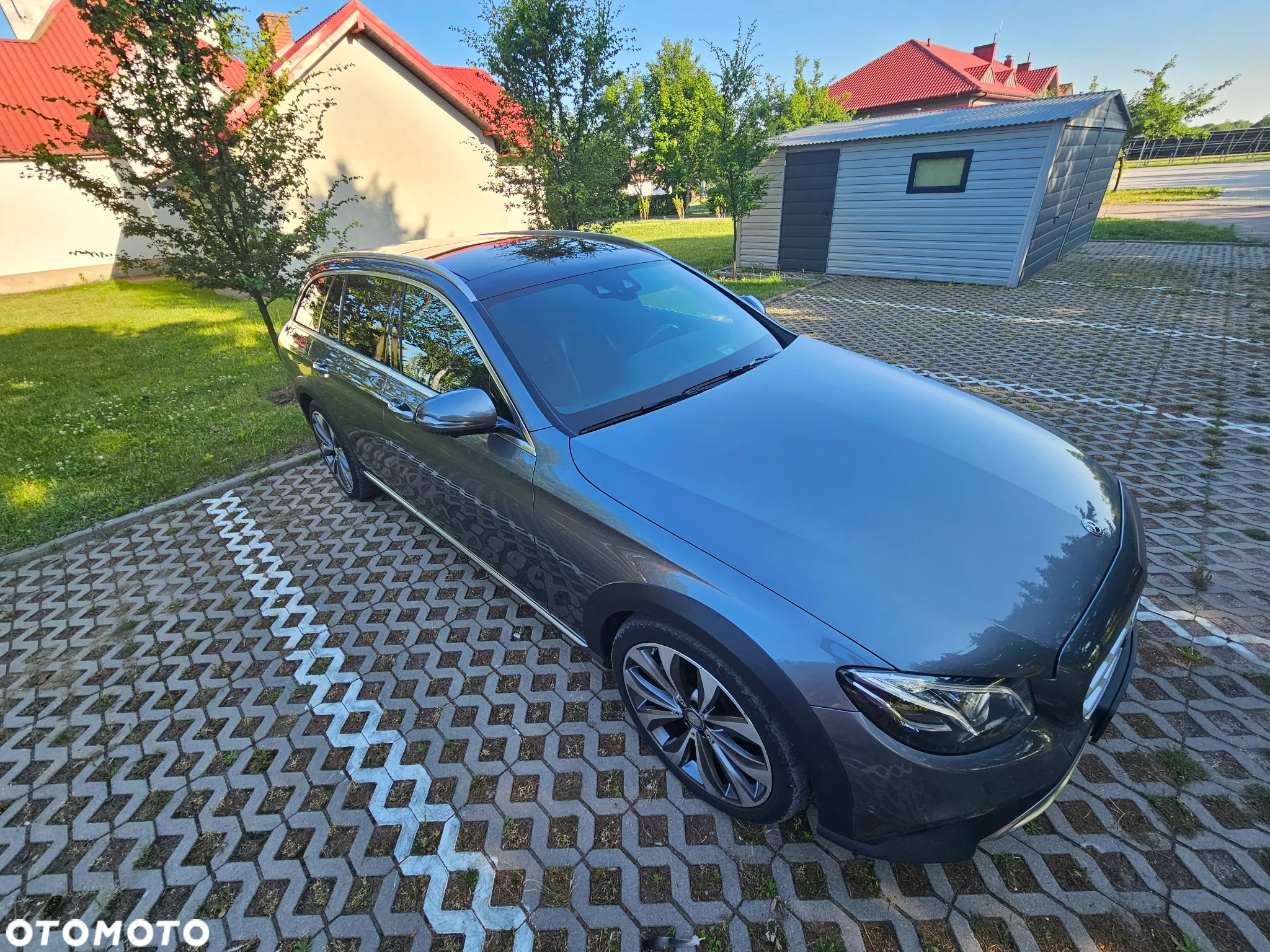 Mercedes-Benz Klasa E 220 d 4-Matic All-Terrain - 8