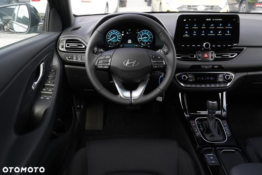 Hyundai i30 1.6 T-GDI Smart DCT - 12