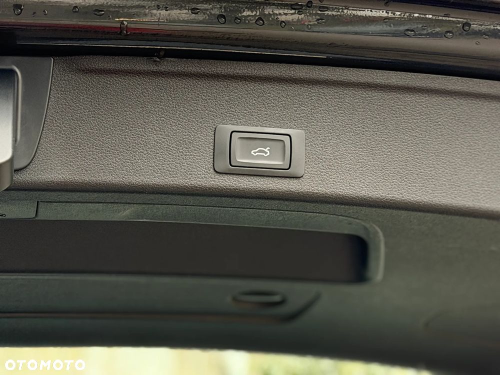 Audi A4 Avant 30 TDI S tronic advanced - 25