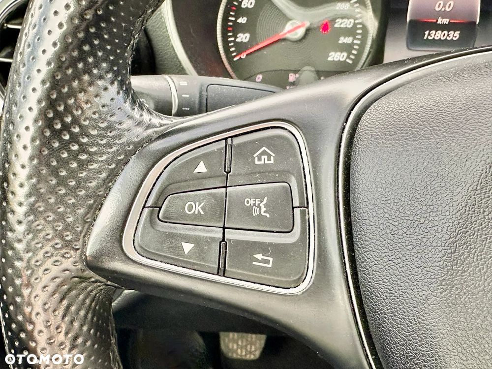 Mercedes-Benz Klasa C - 22