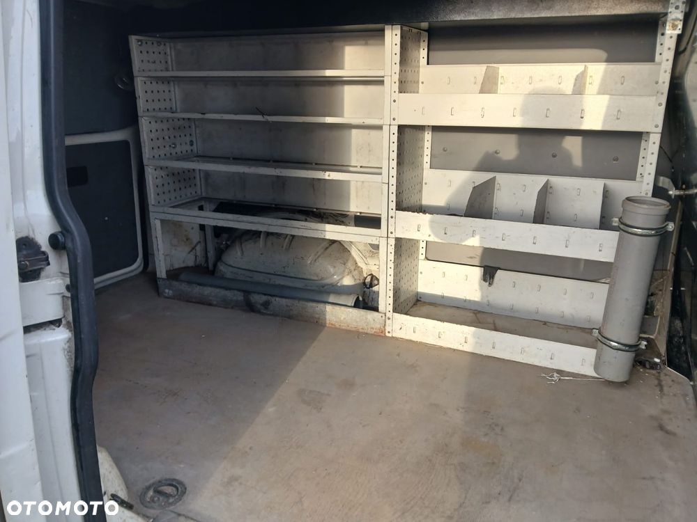 Volkswagen T5 TRANSPORTER - 16