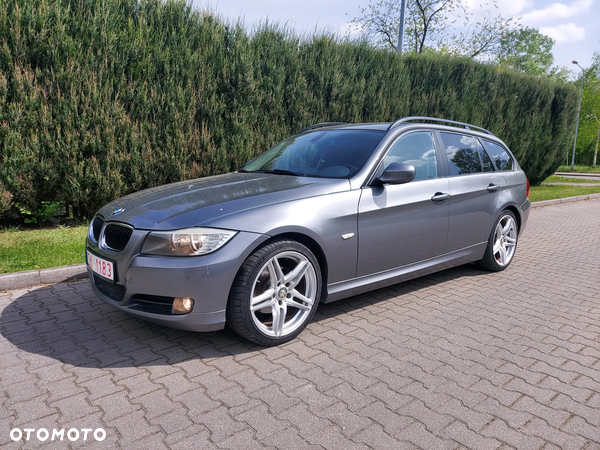 BMW Seria 3 318i Touring Edition Exclusive