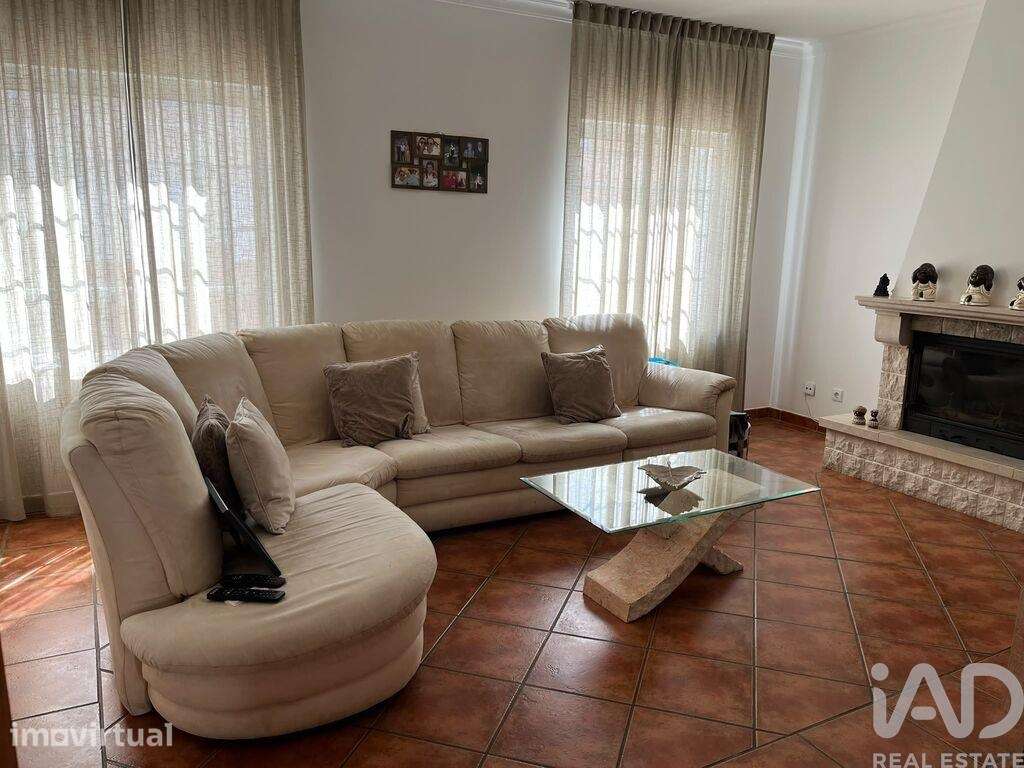 Andar de moradia T2 em Alcantarilha e Pêra de 115 m2 - Grande imagem: 3/23