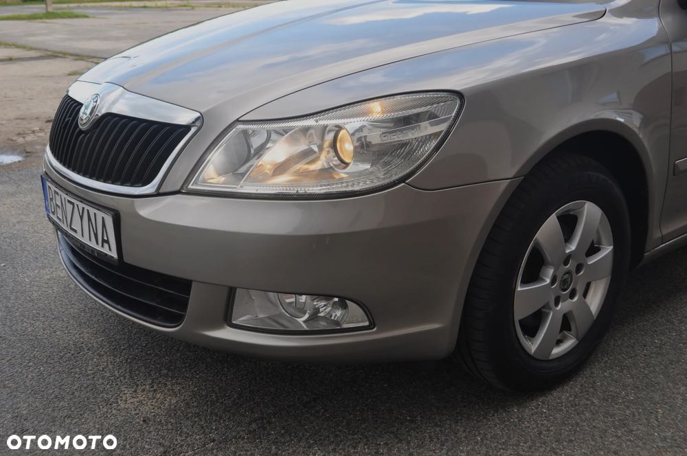Skoda Octavia 1.2 TSI DSG IMPULS EDITION - 35