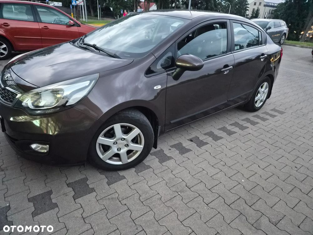 Kia Rio 1.2 M - 2