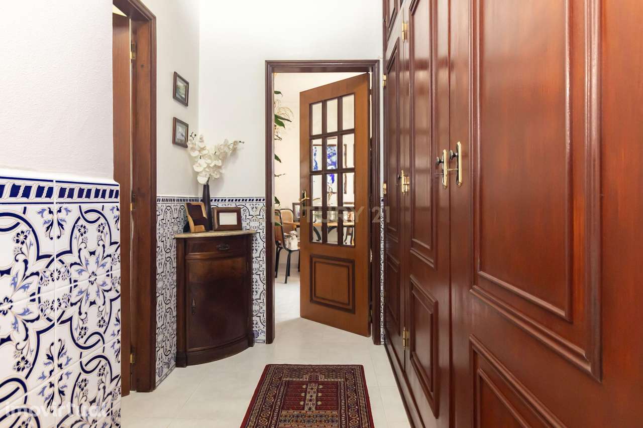 Apartamento T2 em Corroios, Seixal - Oportunidade Única! - Grande imagem: 4/25