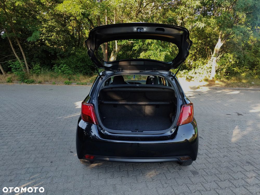 Toyota Yaris 1.5 VVT-i Comfort mit Design Paket - 15