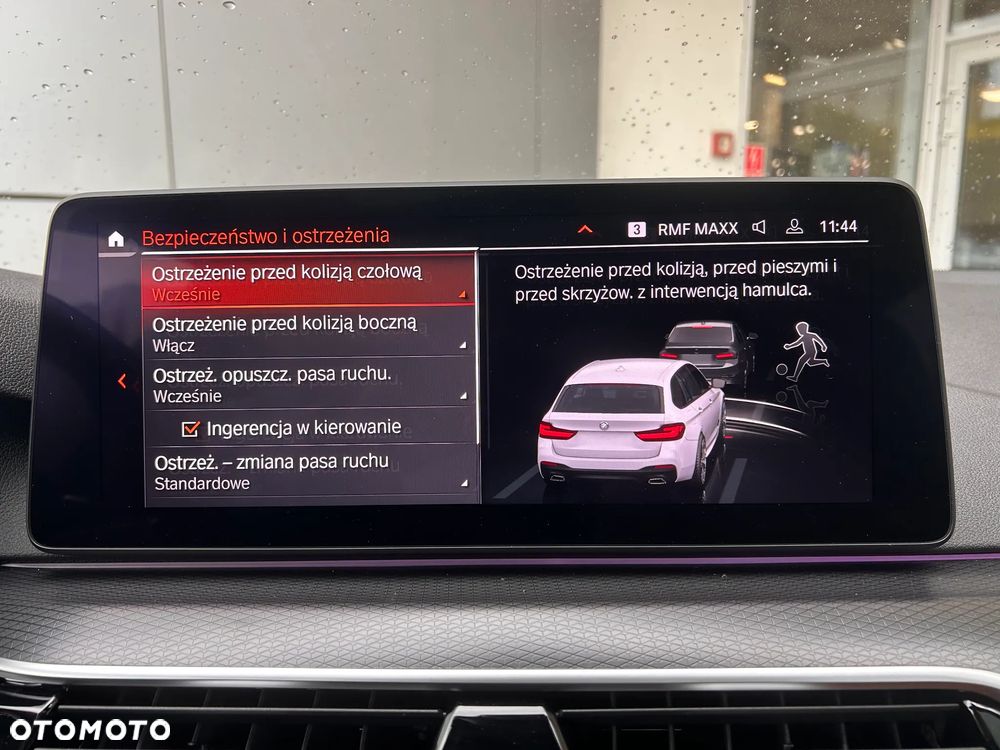BMW Seria 5 520d xDrive mHEV M Sport sport - 39