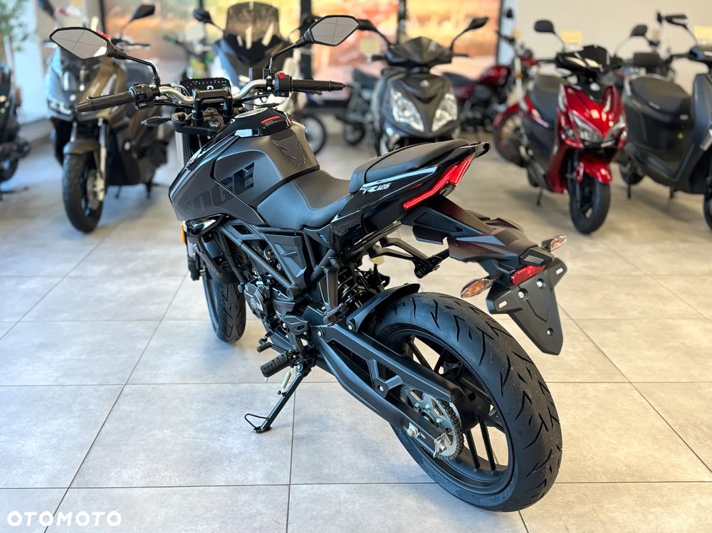 VOGE R125 - 3