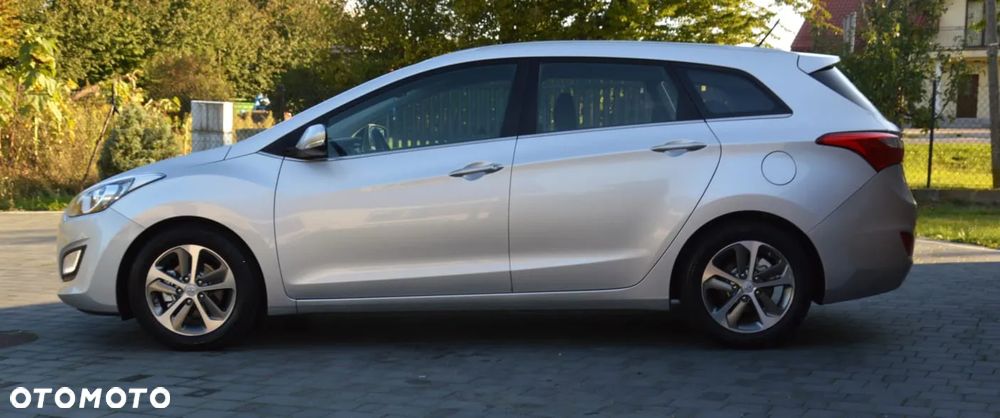 Hyundai i30 Kombi 1.6 CRDI Family - 2