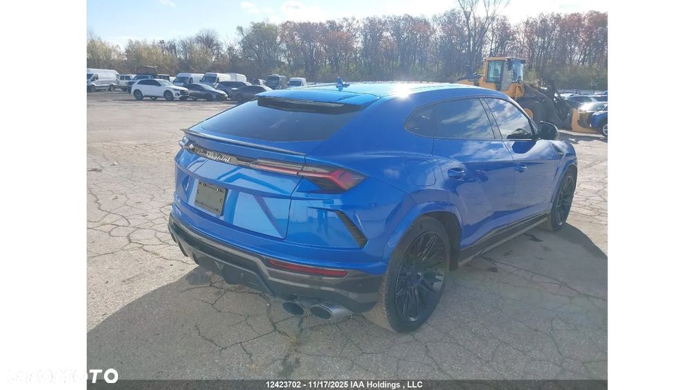 Lamborghini Urus - 4