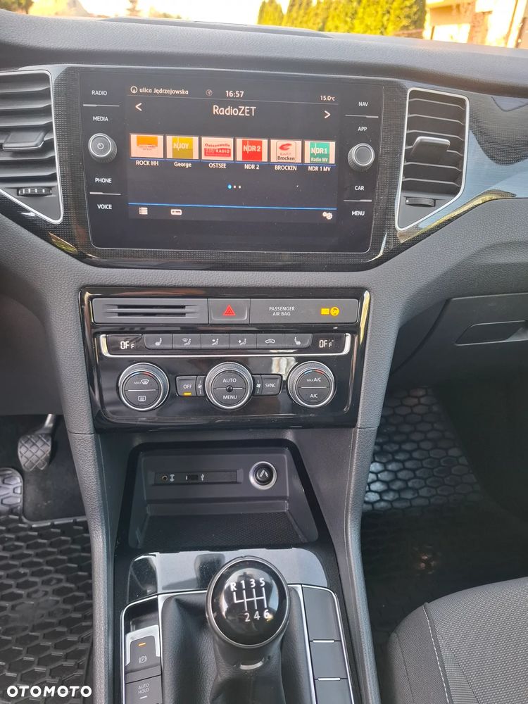 Volkswagen Golf Sportsvan 1.5 TSI ACT OPF Highline - 21