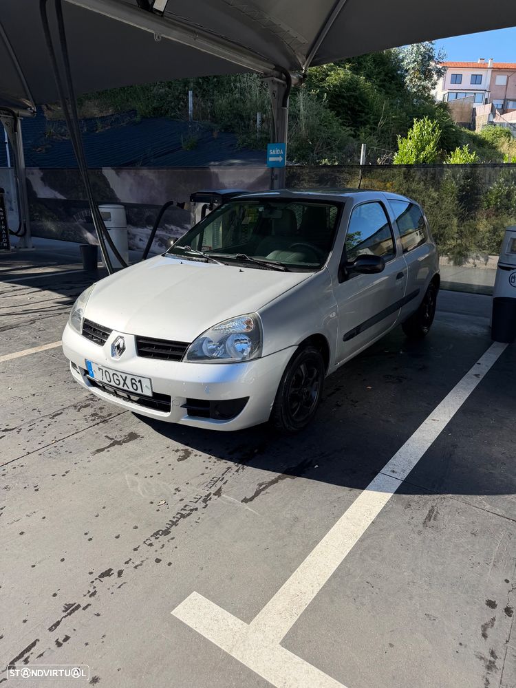 Renault Clio 1.5 dCi S - 1