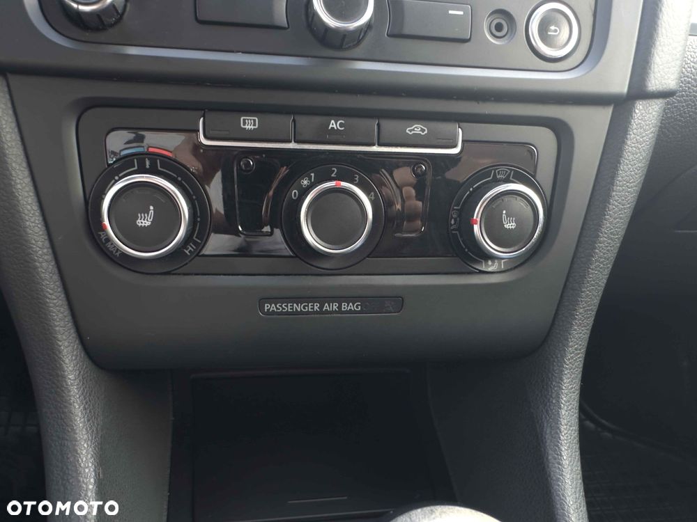 Volkswagen Golf 2.0 TSI GTI - 12