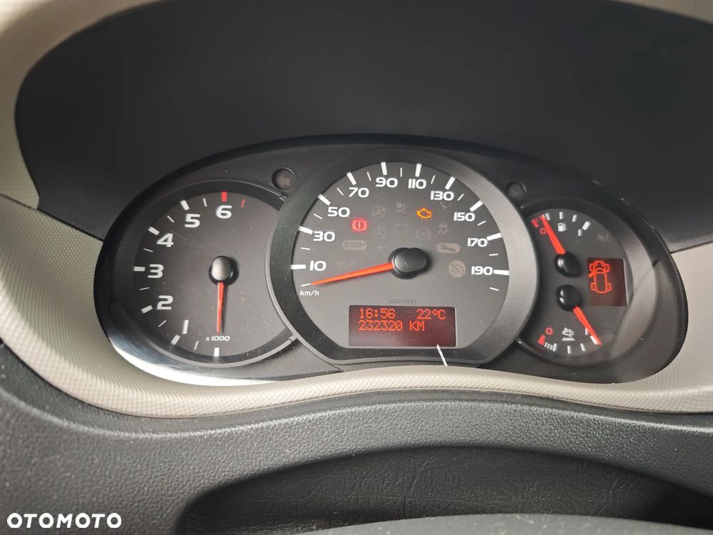 Renault Master  WEBASTO Winda Izoterma 170km Poduszki Grzany Kontener - 6