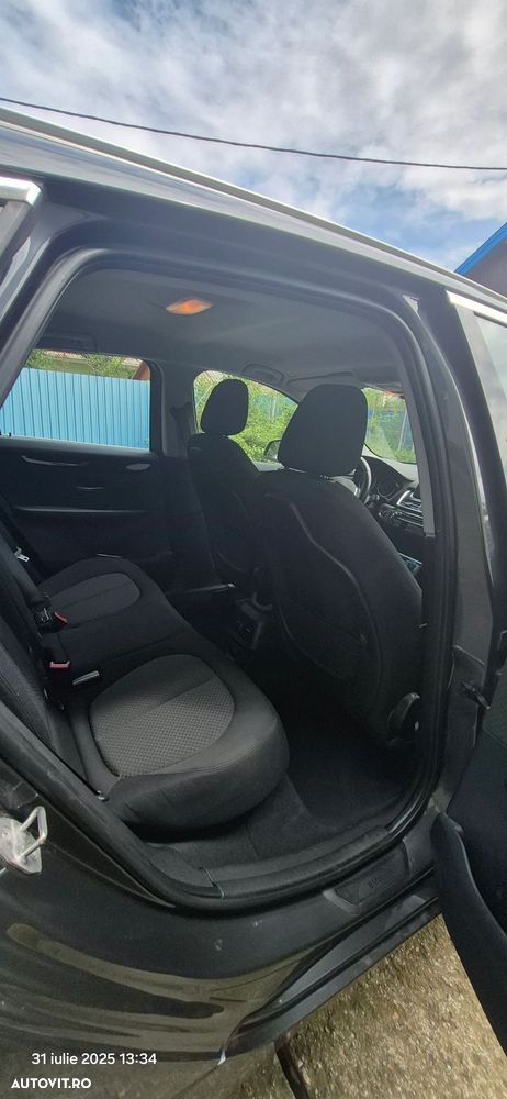 BMW Seria 2 218i Active Tourer Aut. Advantage - 10