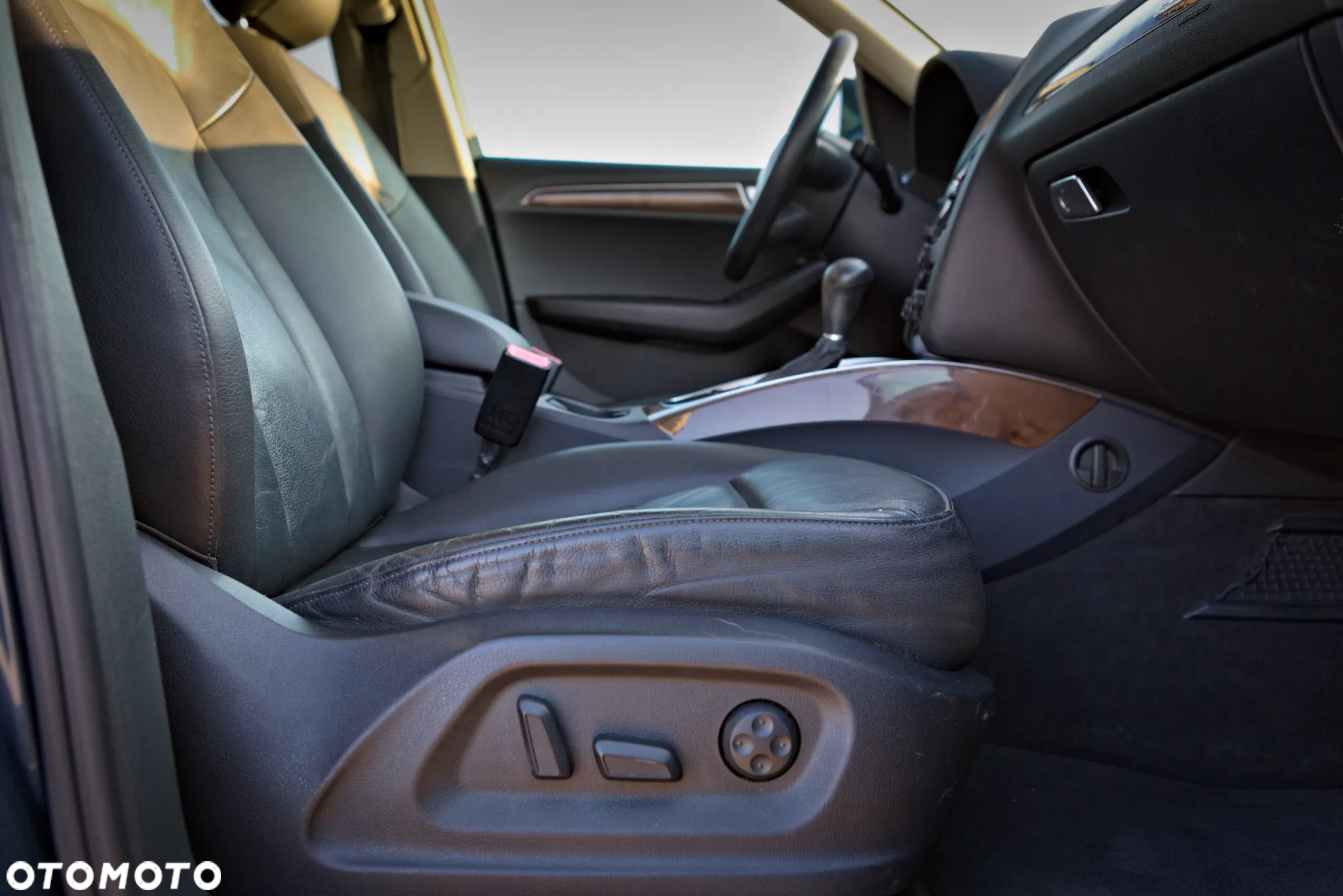Audi Q5 3.2 FSI Quattro S tronic - 25