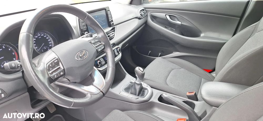 Hyundai i30 1.5 110CP 5DR M/T Highway - 7