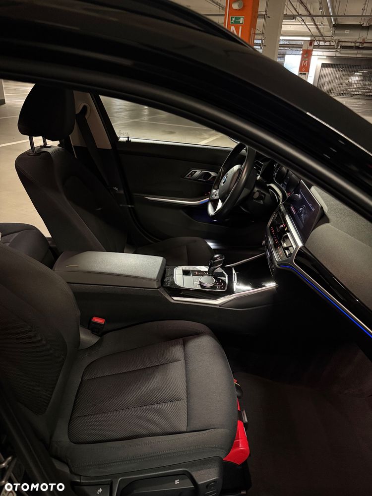 BMW Seria 3 318d Advantage - 2