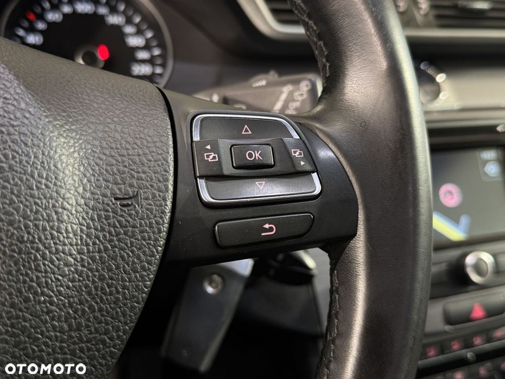 Volkswagen Passat Variant - 18