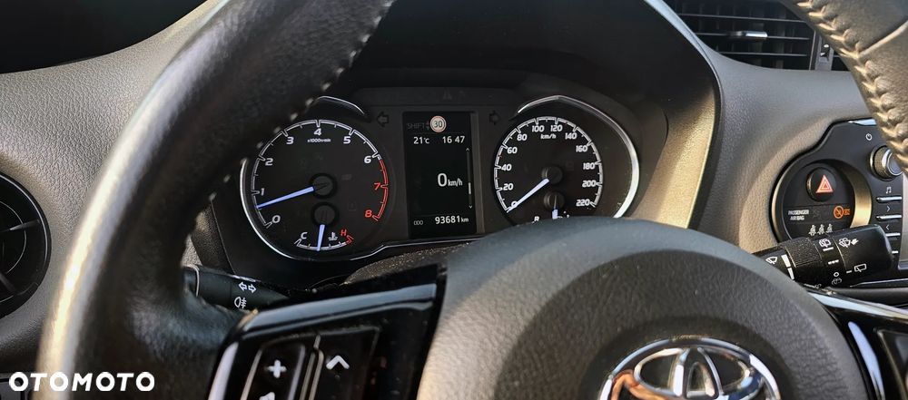 Toyota Yaris - 16