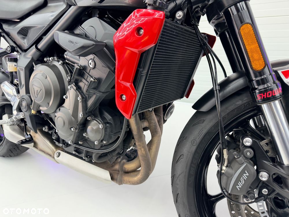 Triumph Trident - 23