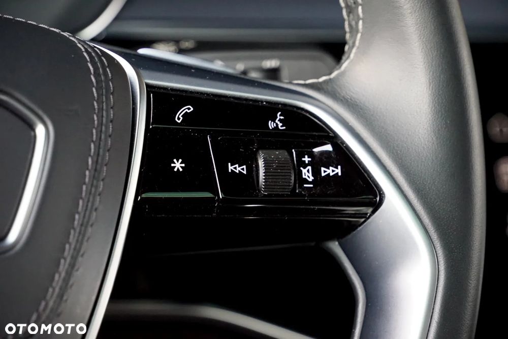 Audi S8 TFSI quattro tiptronic - 33