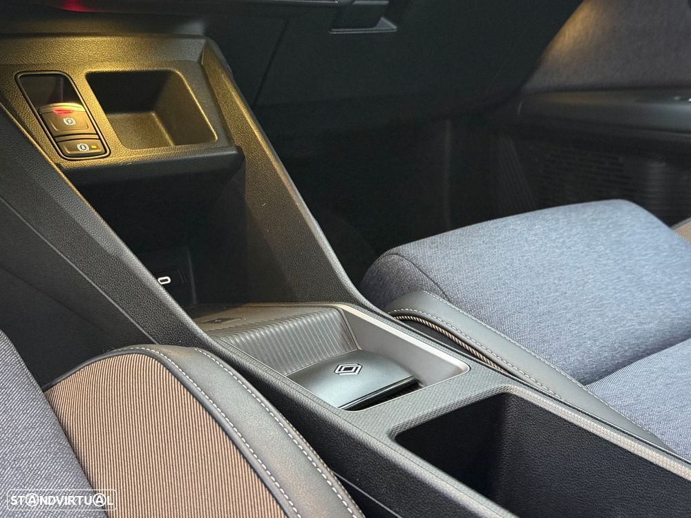 Renault 5 E-Tech 52 kWh Techno Autonomia Conforto - 38