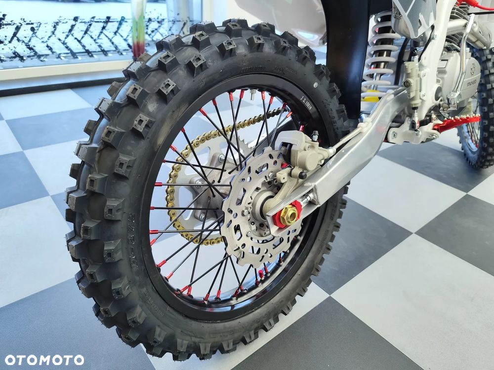 Barton NXT 250 - 18