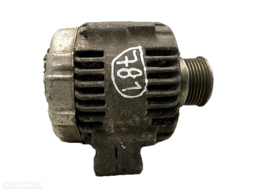Alternador Volvo V40 Combi (645) - 4