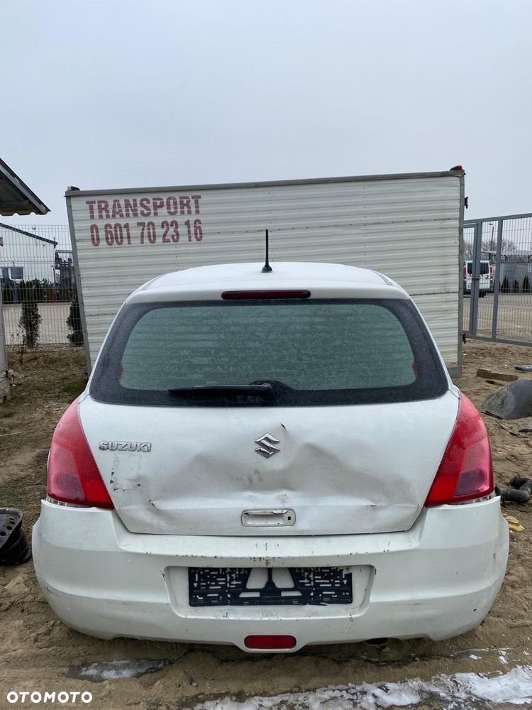 119/Suzuki Swift 4/ na części - 4