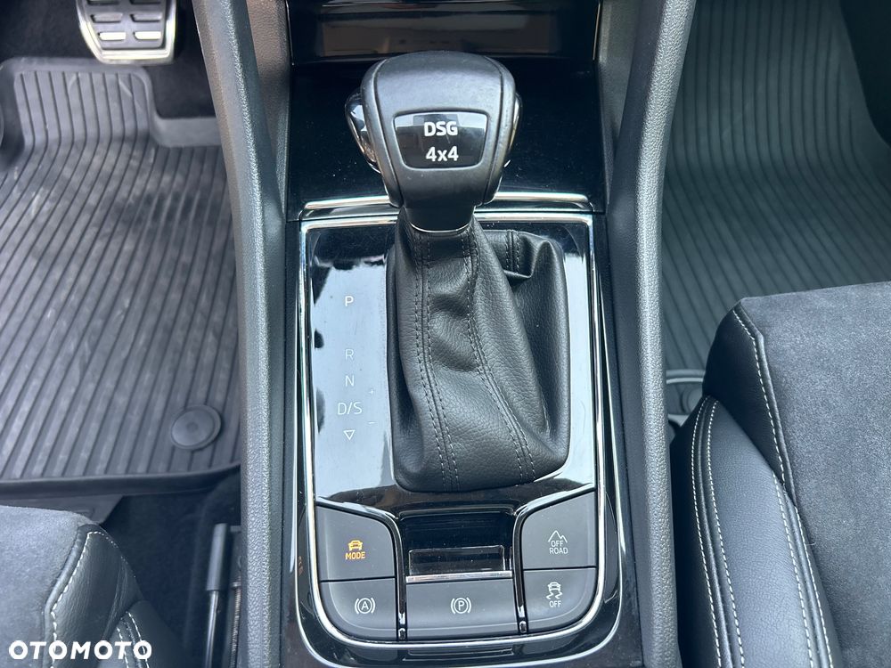 Skoda Karoq 2.0 TDI 4x4 DSG Selection - 24
