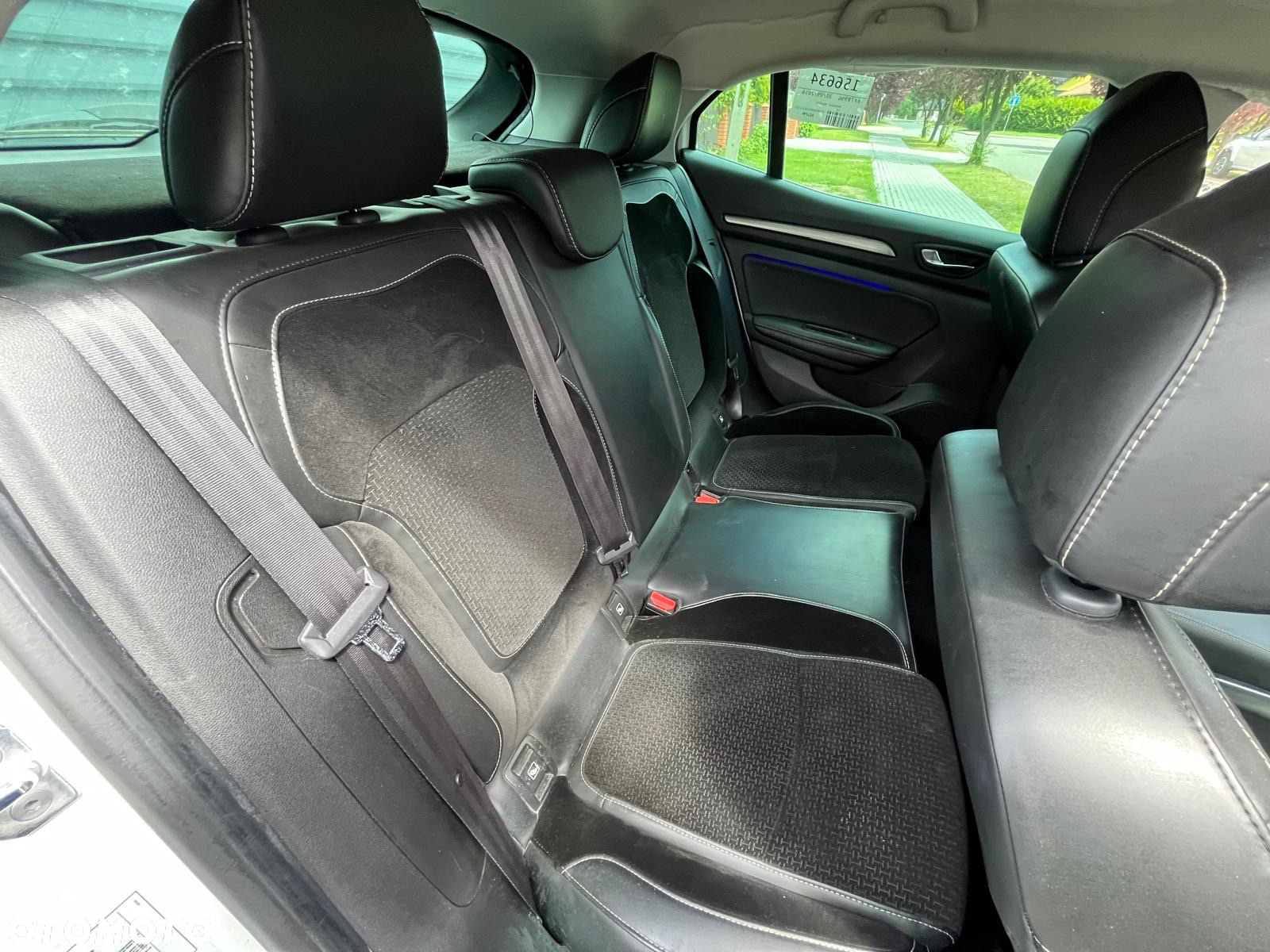 Renault Megane ENERGY TCe 130 INTENS - 11