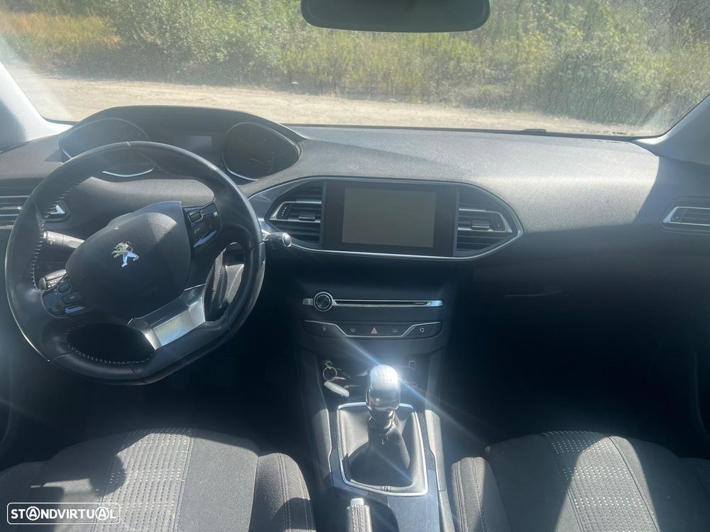 Peugeot 308 SW BlueHDi 120 Stop & Start Active - 1