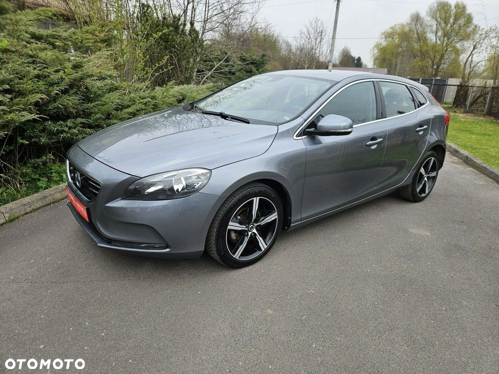 Volvo V40 D2 Momentum - 29