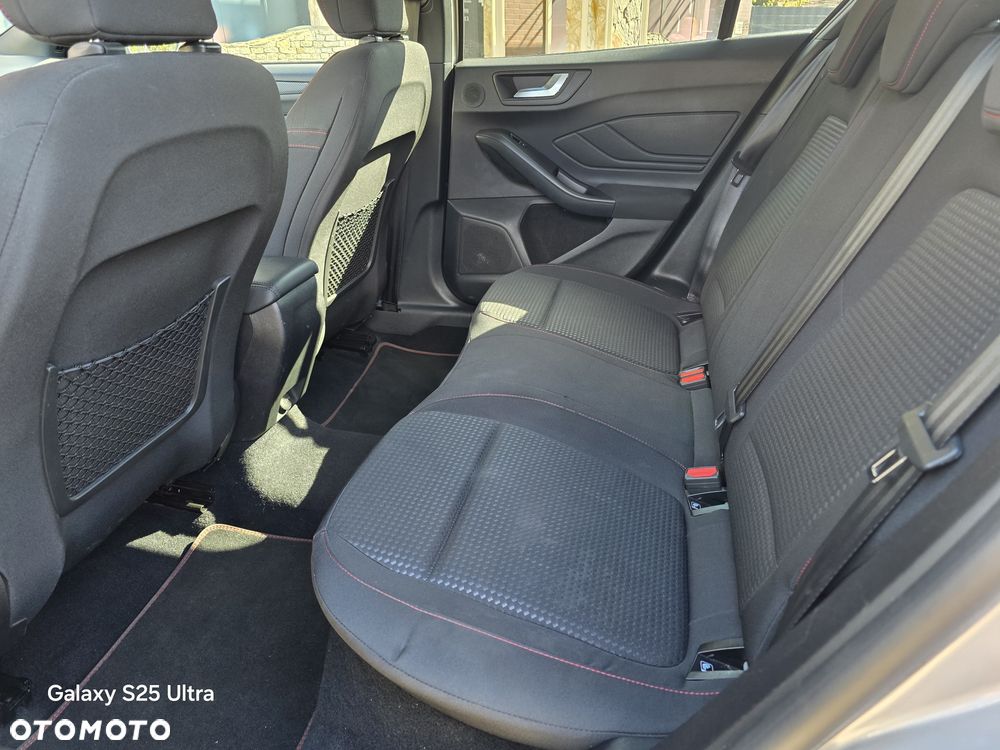 Ford Focus 1.5 EcoBoost ST-Line ASS - 28