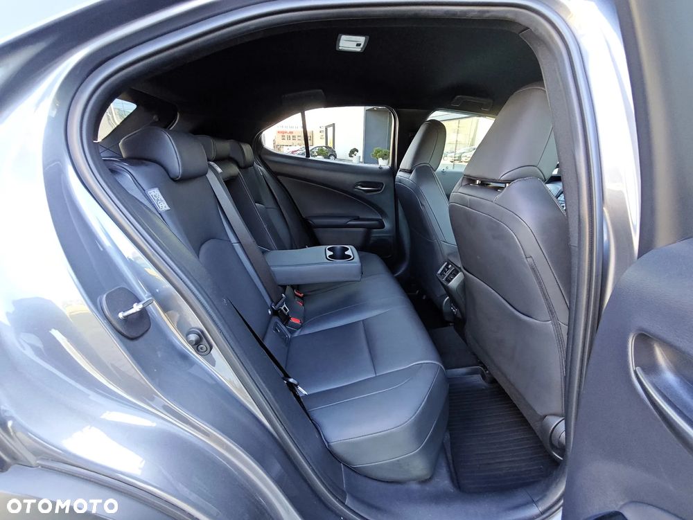 Lexus UX 200 GPF F Impression 2WD - 14