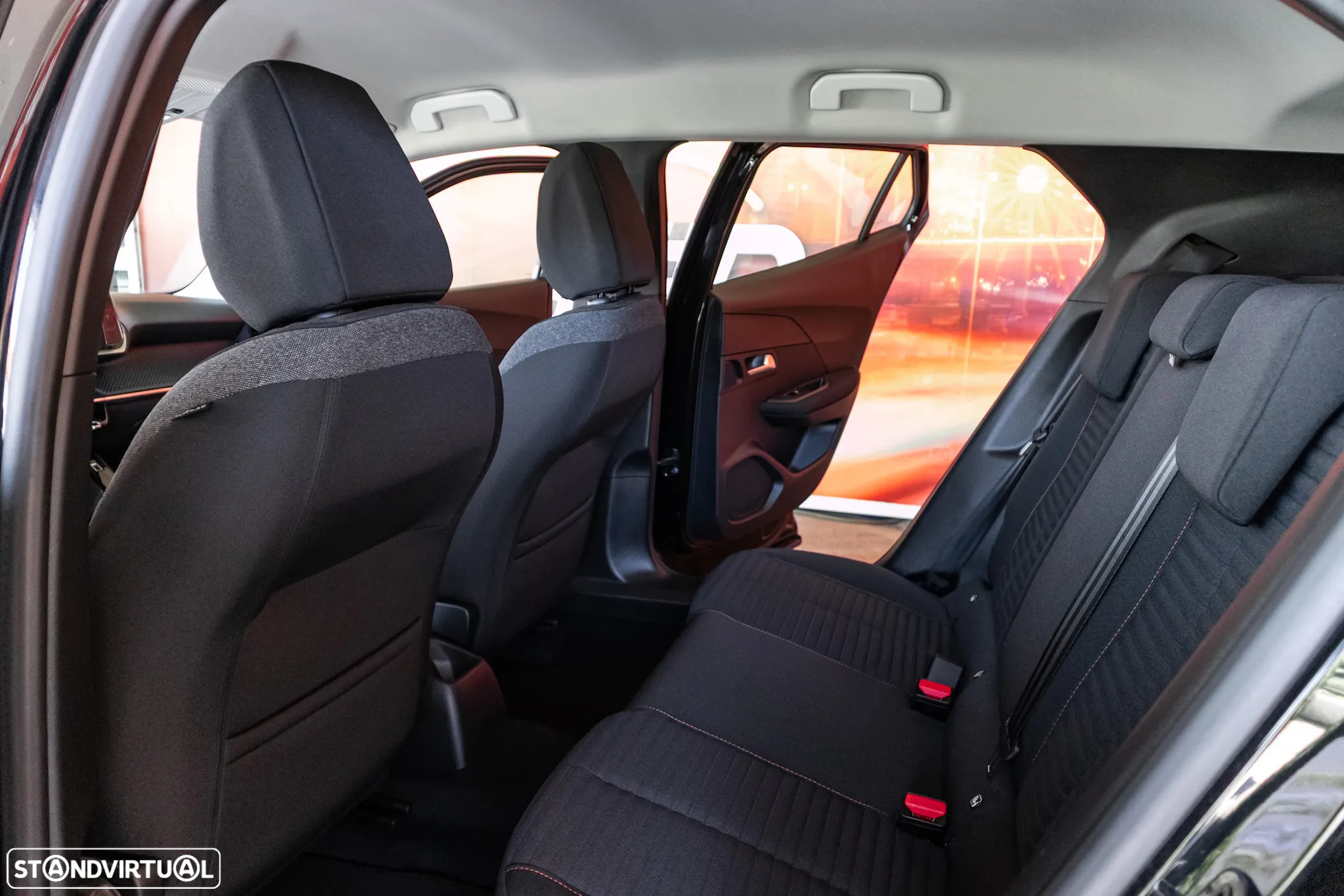 Peugeot 2008 1.2 PureTech Active - 20