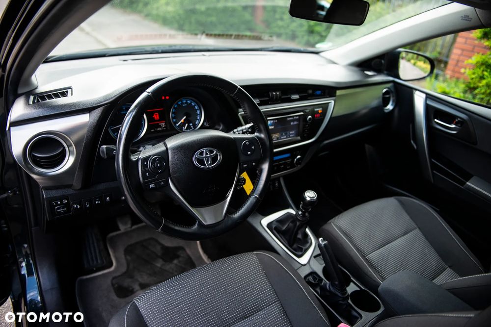 Toyota Auris 1.6 Valvematic Comfort - 19