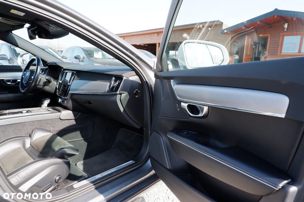 Volvo V90 T5 Geartronic R Design - 4