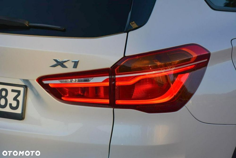 BMW X1 xDrive20d Advantage - 14