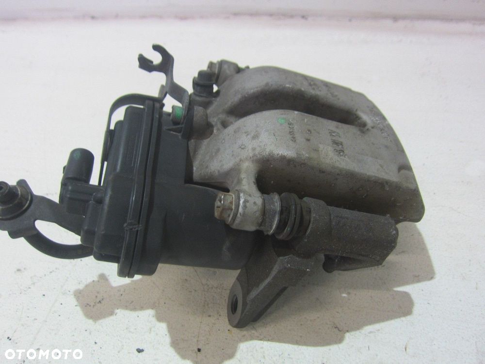 BMW X3 G01 X4 G02 ZACISK HAMULCOWY LEWY TYLNY TYŁ 34216887385 6887385 - 5