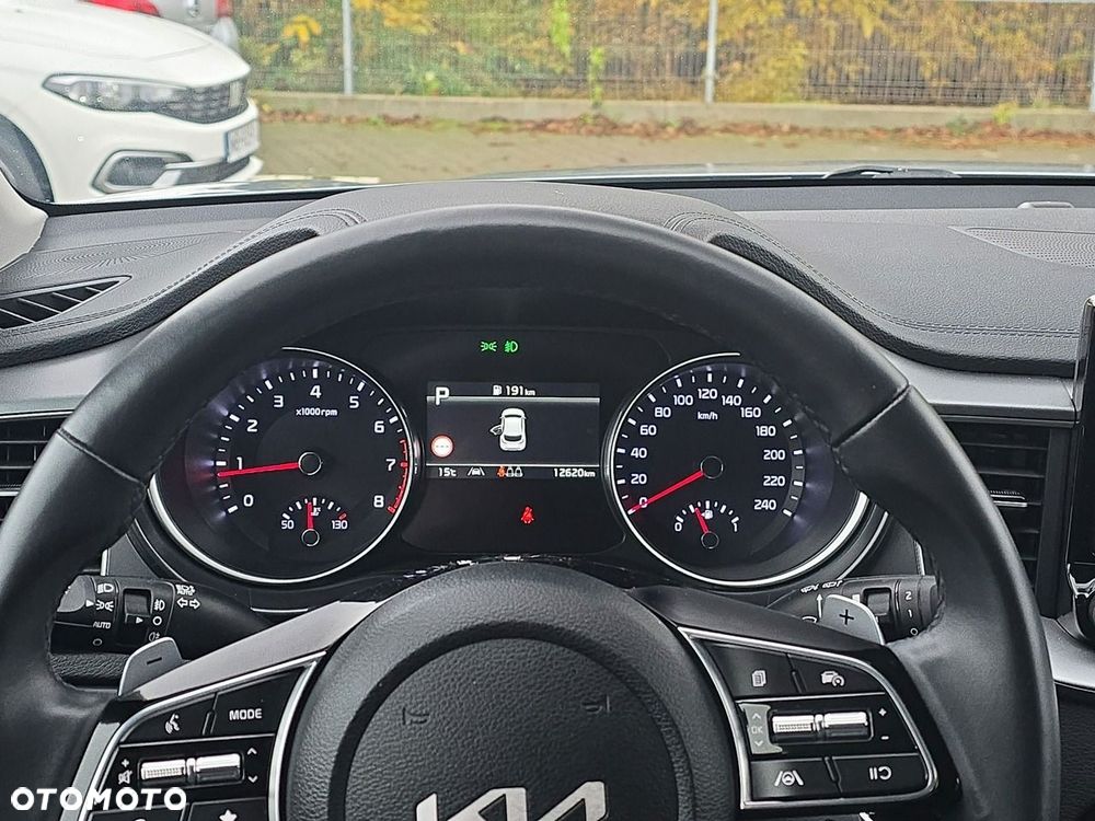 Kia XCeed - 14