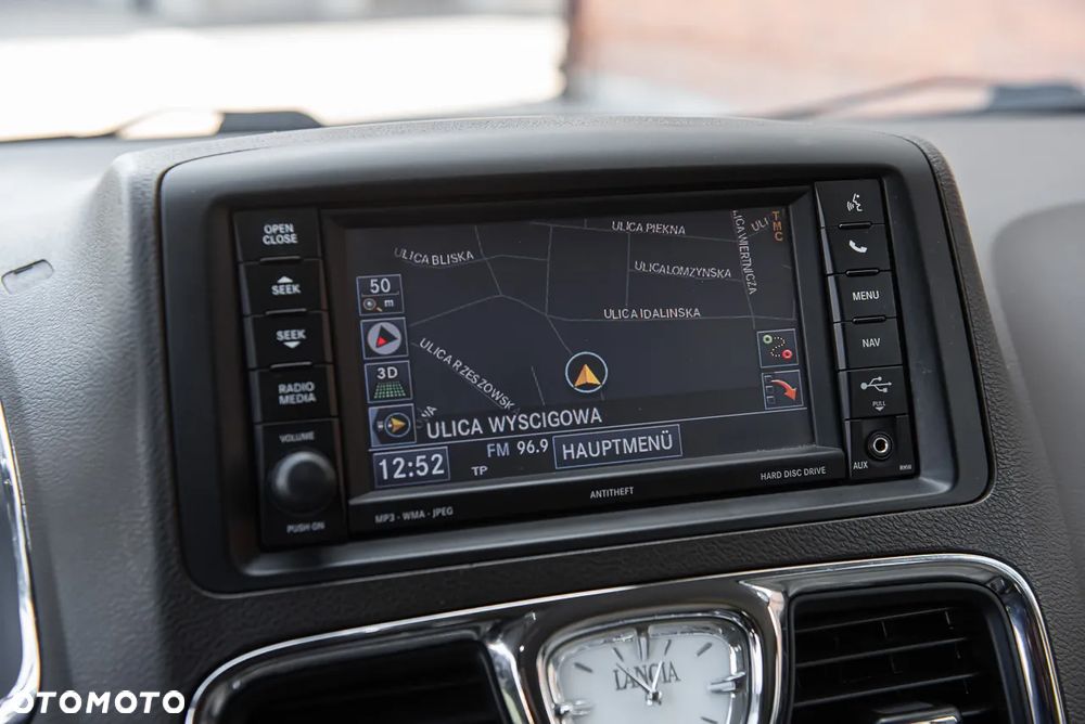 Lancia Voyager 2.8 CRD16v Platinum - 23