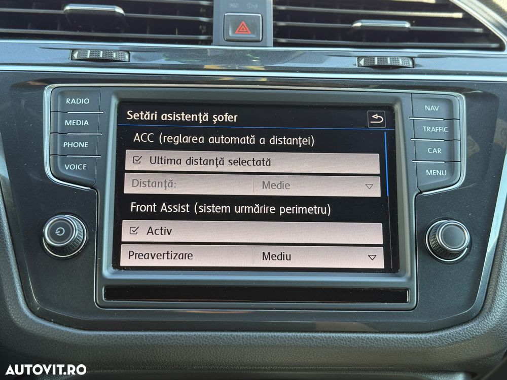 Volkswagen Tiguan 2.0 TDI SCR DSG R-Line - 16