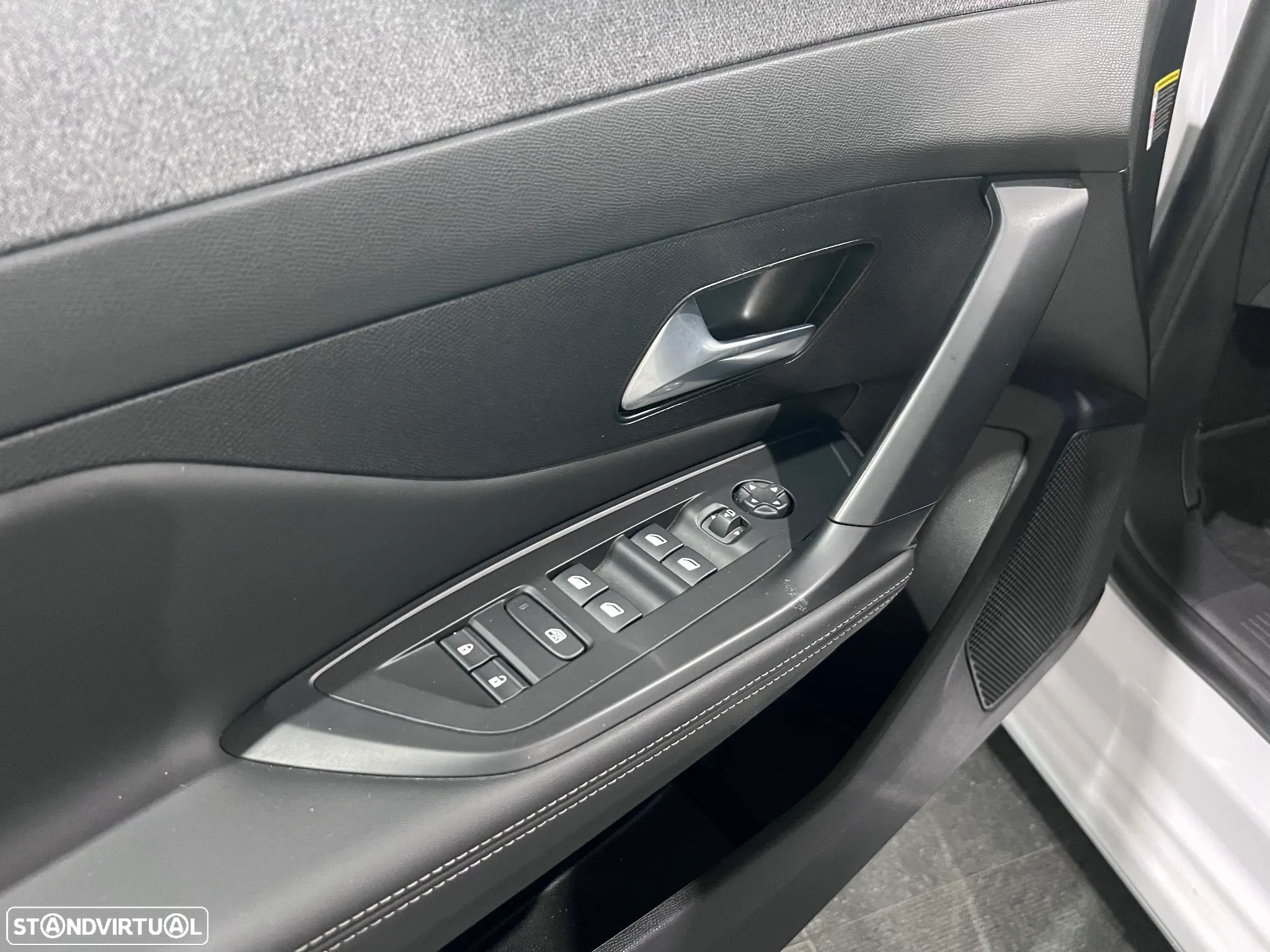 Peugeot 308 SW 1.2 PureTech Allure Pack EAT8 - 10